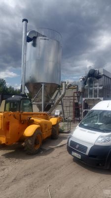 Dessiccateur centrifuge adapté aux besoins du client de jet pour la céramique chauffée par la vapeur/l'électricité